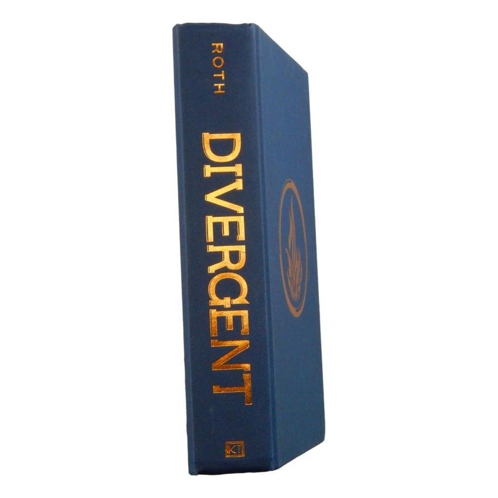 Divergent by Veronica Roth First Edition 2011